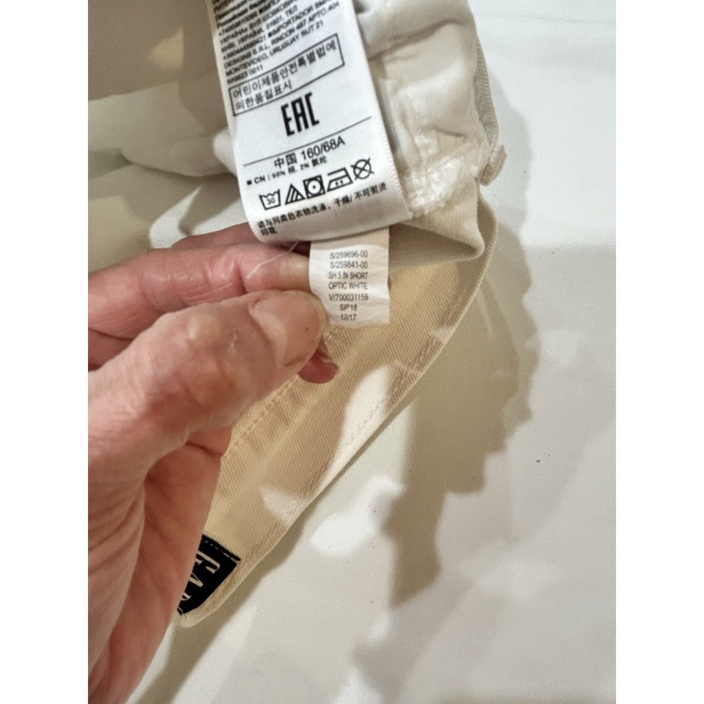 GAP Mid Rise White Denim Raw Hem Classic Boho Festival Summer‎ Short Women 2R/26 - Picture 5 of 10